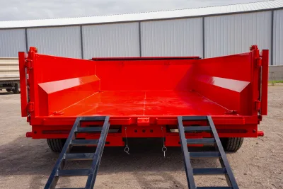Dura-Haul DRM-2S, DRM-2S Rear view Open doors