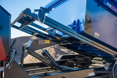 Dura-Haul RKO, RKO Gooseneck Rolloff Dump Trailer Blue Frame detail