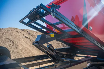 Dura-Haul RRO, RRO-Rolloff Dumpster Trailer Red Lift Detail