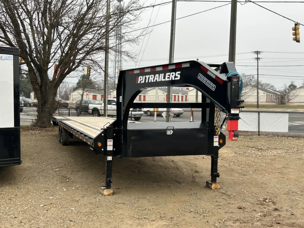 2026 PJ Equipment Trailer 8.5x40 Low-Pro Deckover