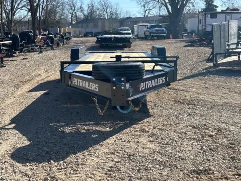 2026 PJ Trailers Equipment Trailer 7x24 10" Pro-Beam photo 2