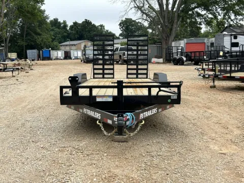 2026 PJ Trailers Equipment Trailer 7x24 6" Channel photo 2