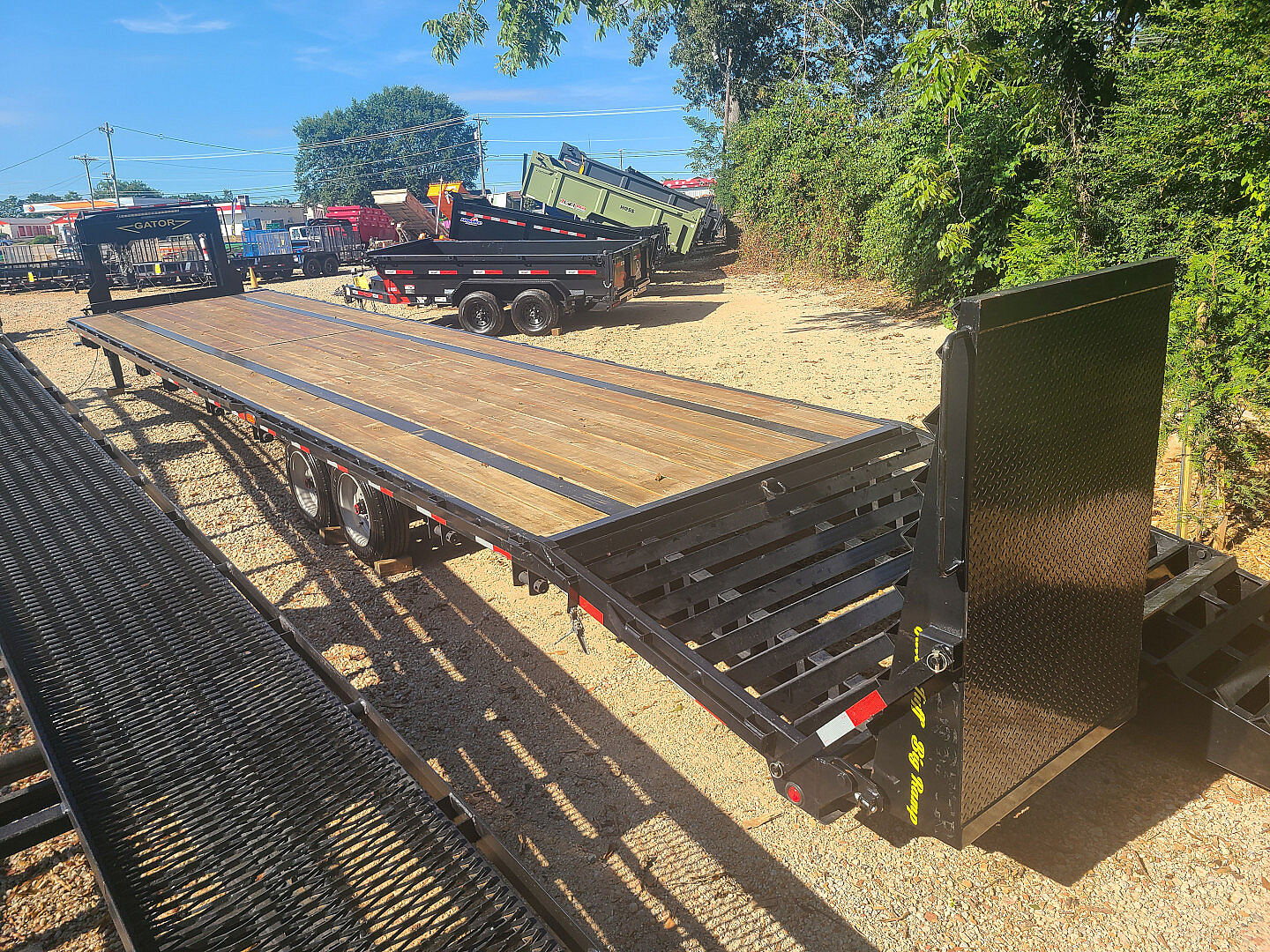 2024 Gatormade Trailers 20k Deckover Gooseneck Equipment Trailer photo 4